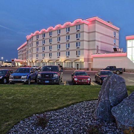 圣艾伯特套房酒店 Saint Albert 外观 照片